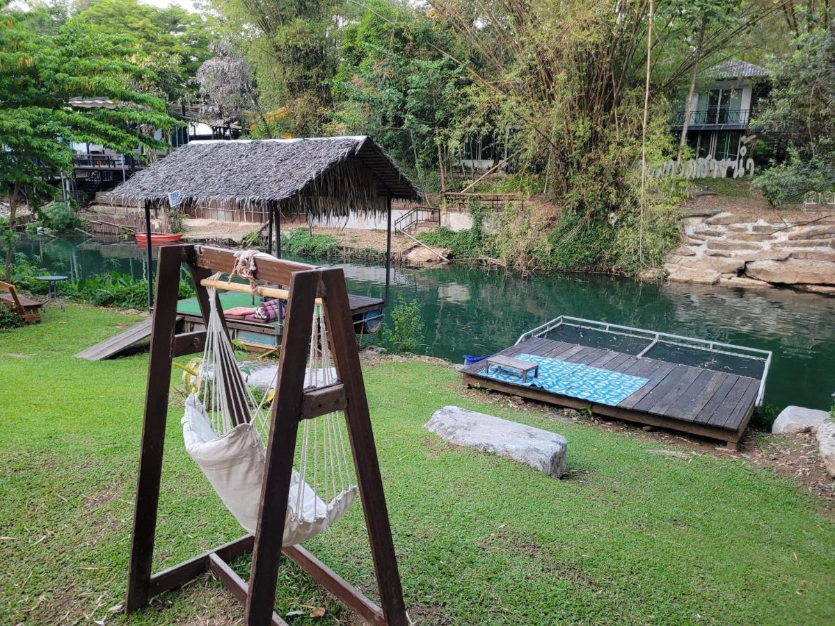 Brookhouse At Khaoyai Villa Ban Khanong Phra Klang Exteriör bild