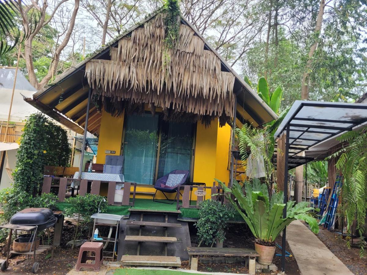 Brookhouse At Khaoyai Villa Ban Khanong Phra Klang Exteriör bild