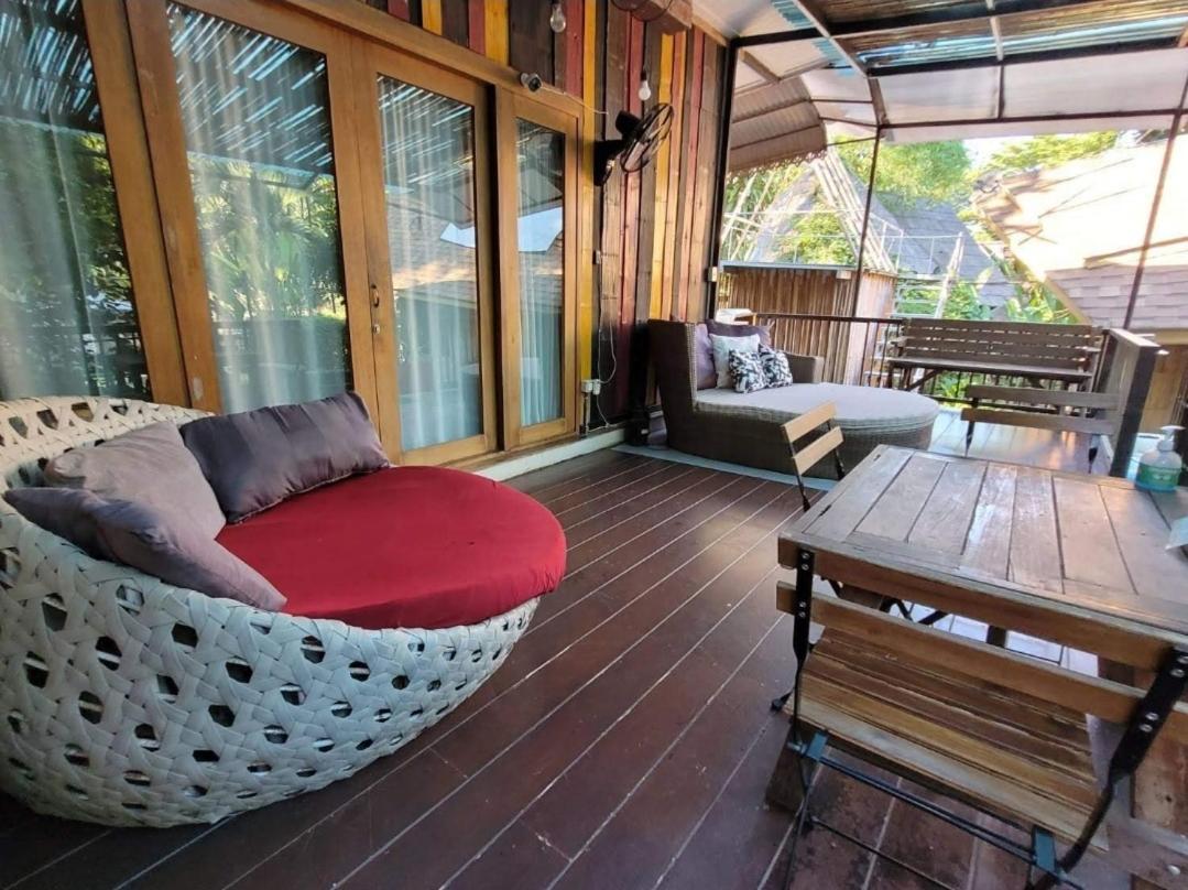 Brookhouse At Khaoyai Villa Ban Khanong Phra Klang Exteriör bild